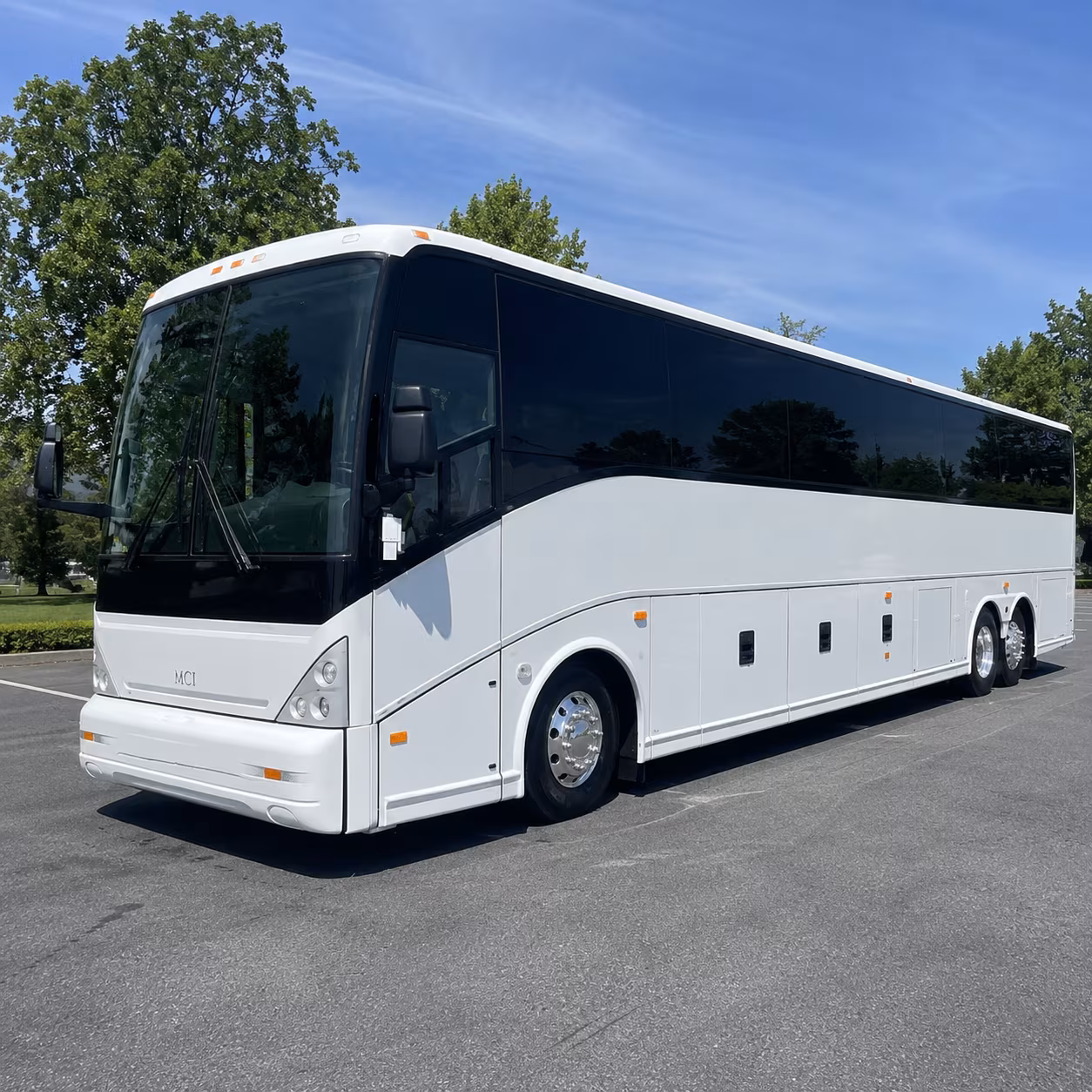 charter buses for museum and nature center field trips in victoria