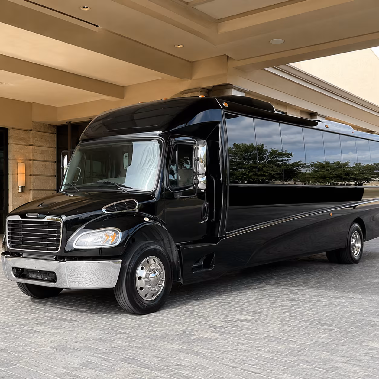 concert bus rentals for groups heading to the victoria area s outdoor amphitheaters and pavilions