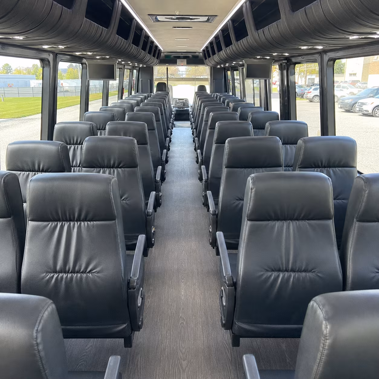 how is a bus rental actually priced in victoria texas