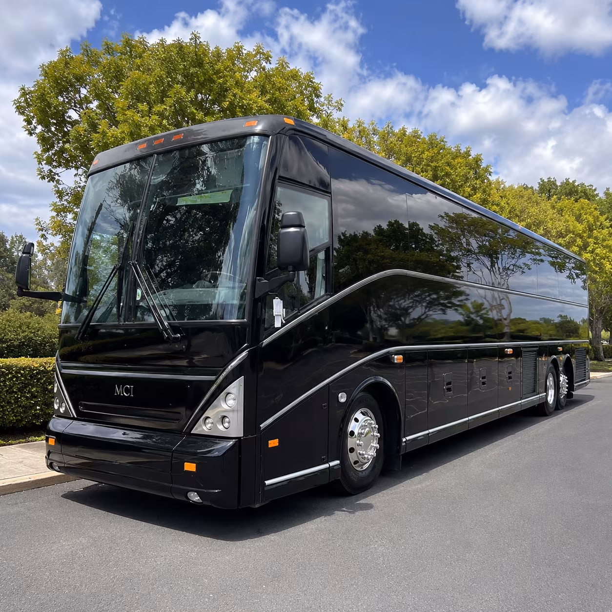military base shuttle buses serving victoria and the surrounding region