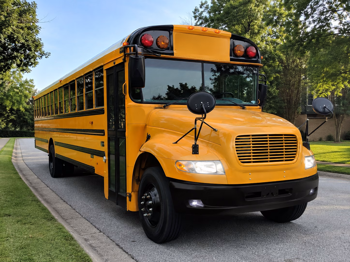 school buses for victoria area zoo and aquarium trips
