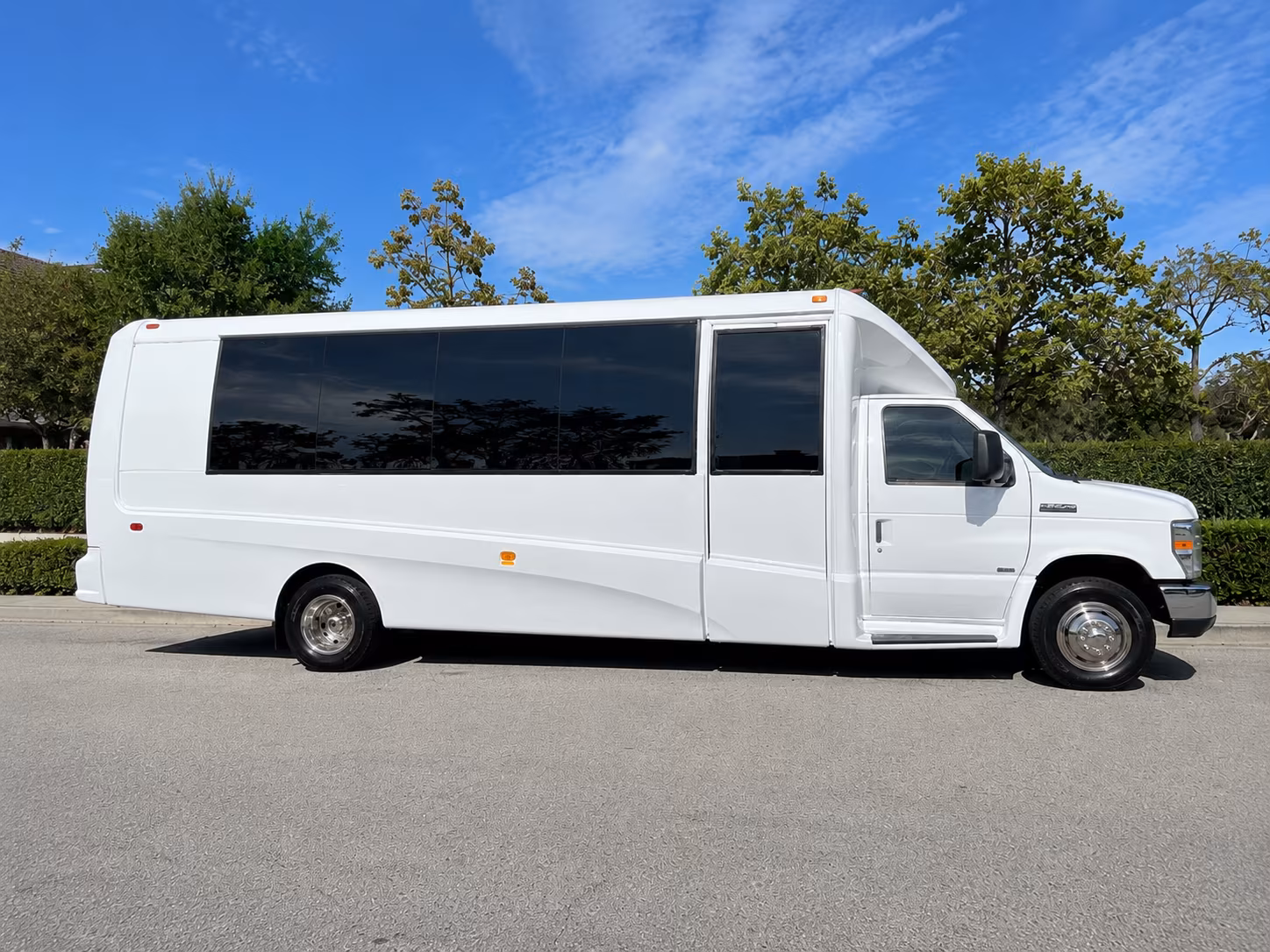 sports team and group bus rentals for victoria s corporate recreation